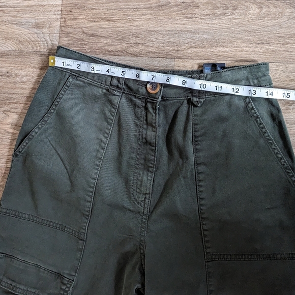 NWT H&M Utility Cargo Army Olive Green High Waisted Pant Size 6 - Picture 5 of 8